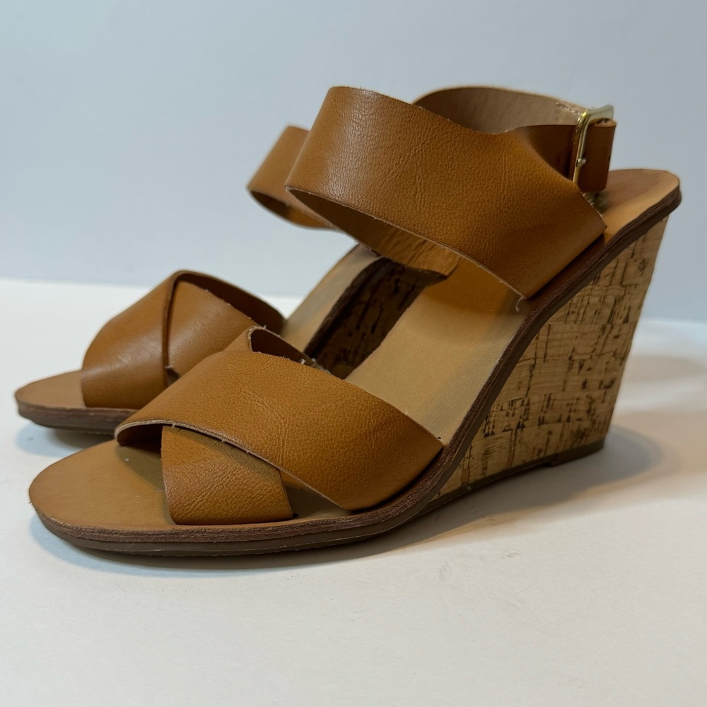 NWOT Wedge Sandals Size 6